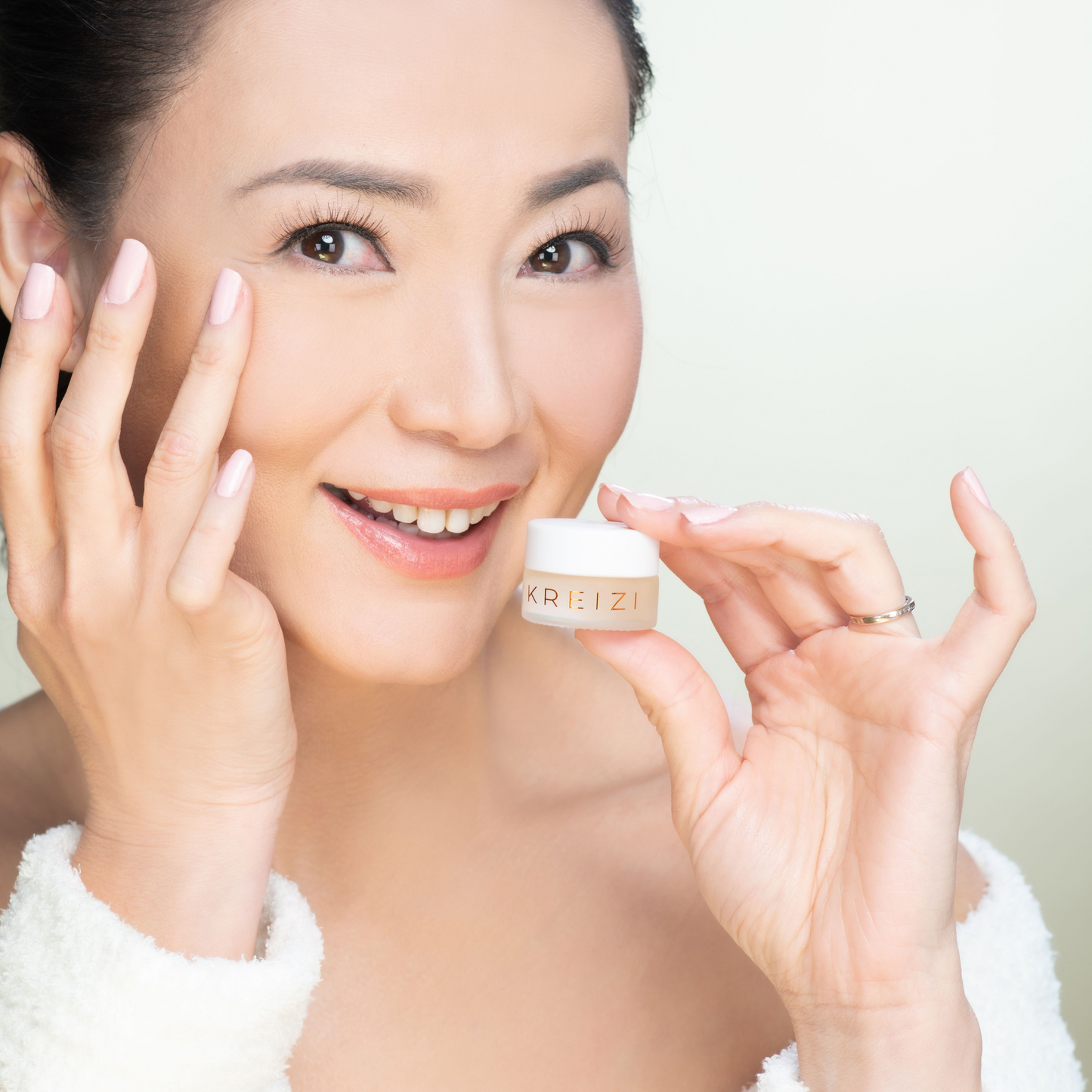Revitalizing Eye Gel